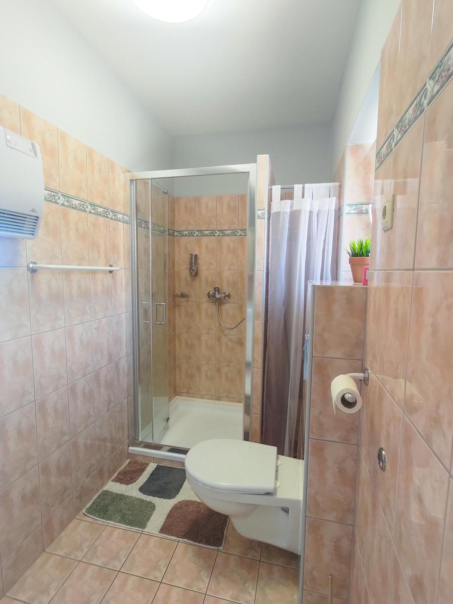 Fuegefa Apartman Balatonalmadi Luaran gambar