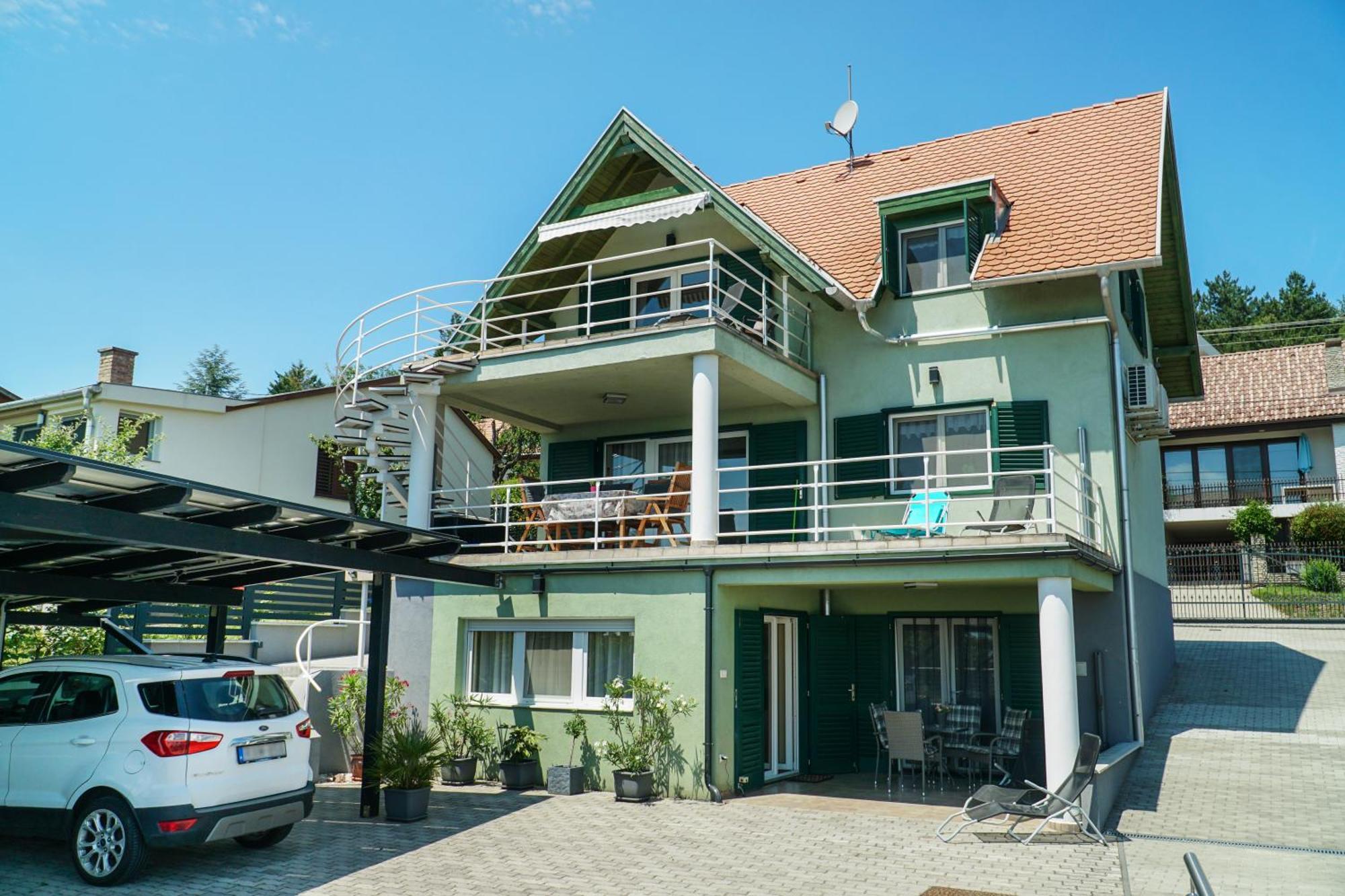 Fuegefa Apartman Balatonalmadi Luaran gambar