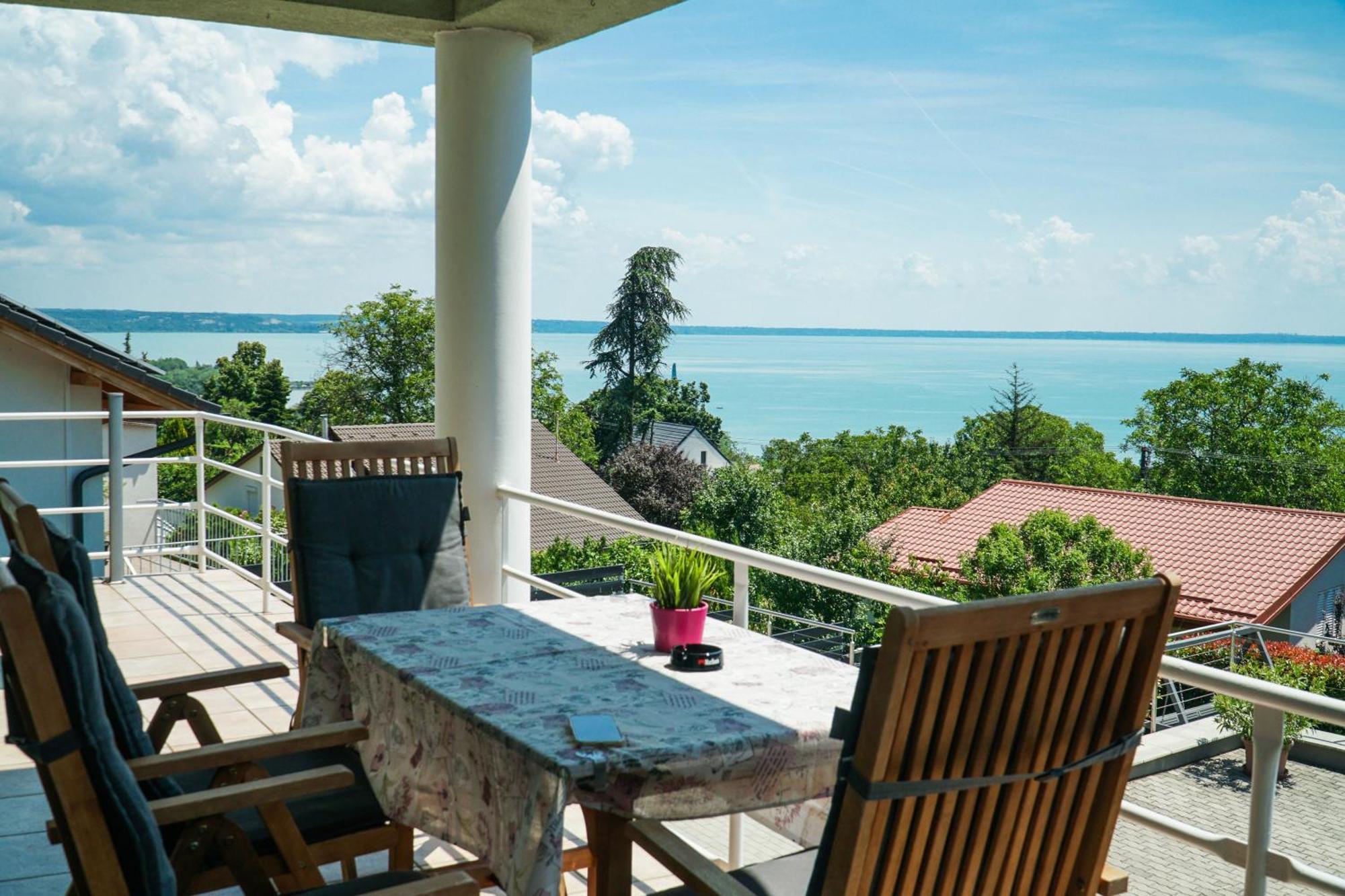 Fuegefa Apartman Balatonalmadi Luaran gambar