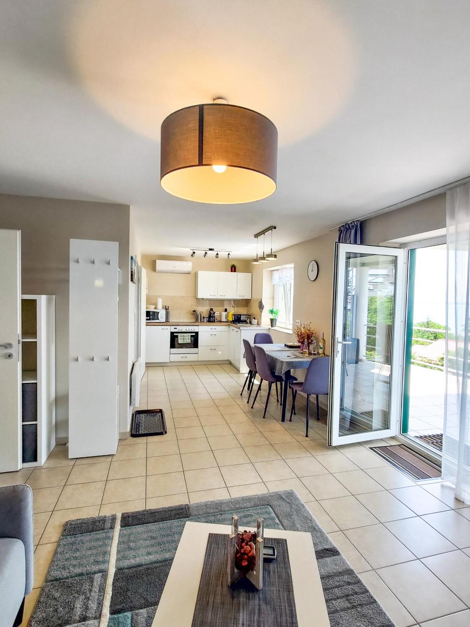 Fuegefa Apartman Balatonalmadi Luaran gambar